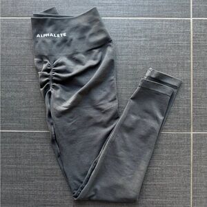 Alphalete amplify leggings - medium